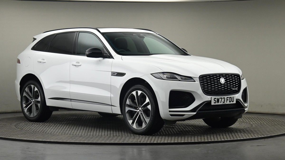 Jaguar F-PACE Image 20