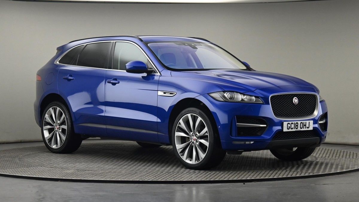 Jaguar F-PACE Image 60