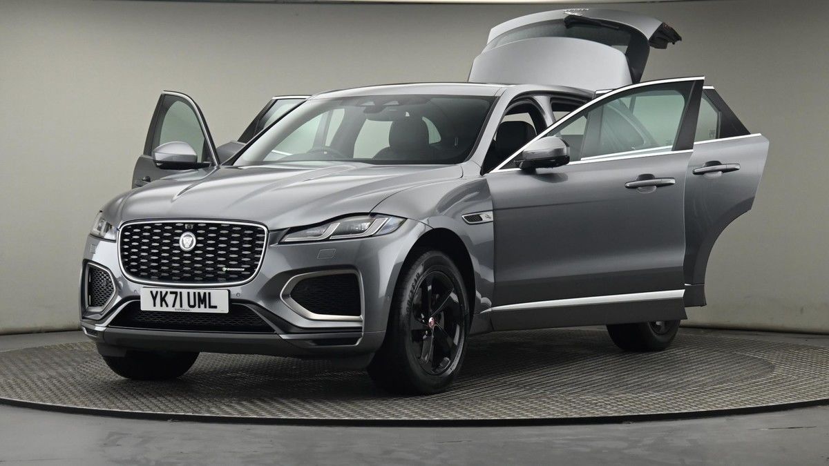 More views of Jaguar F-PACE