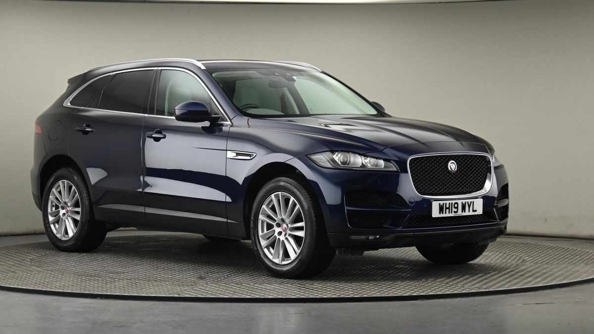 Jaguar F-PACE Image 20