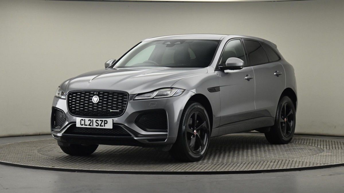 Jaguar F-PACE Image 22