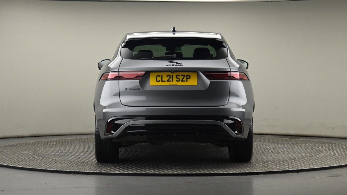 Jaguar F-PACE Image 25