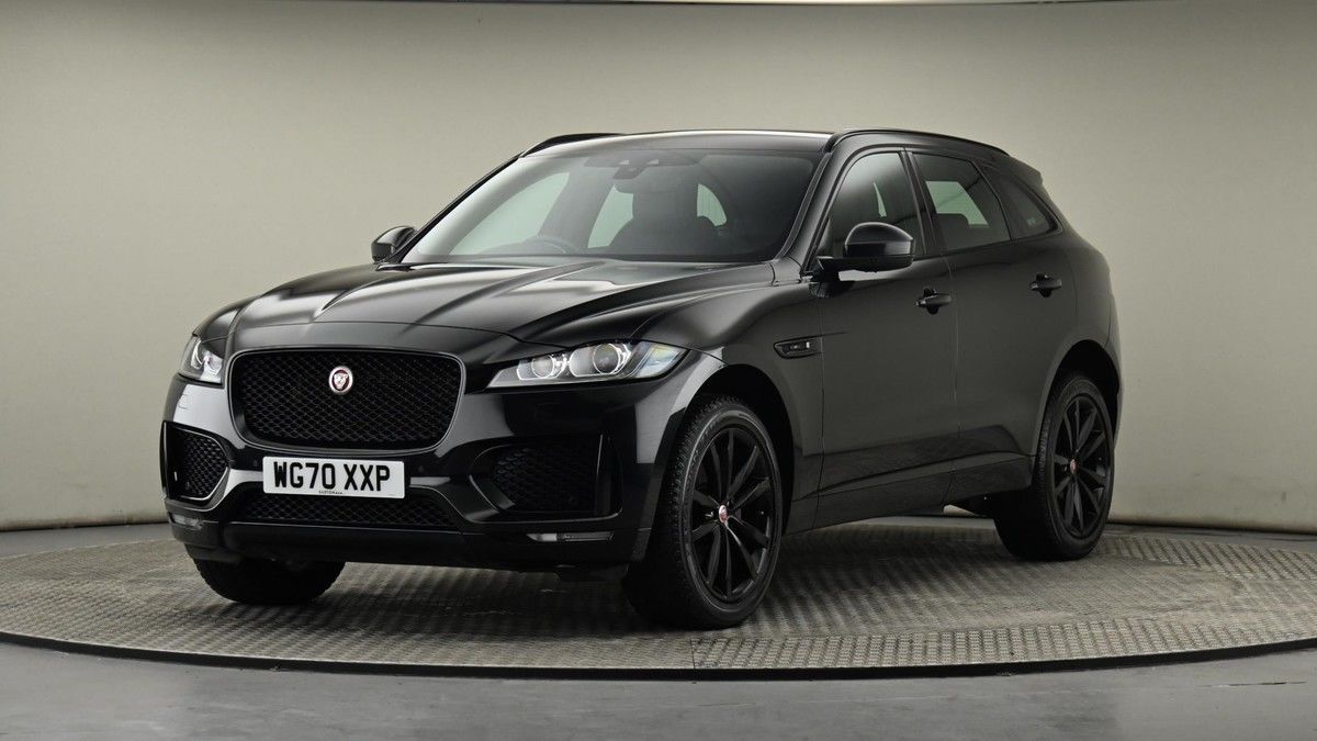 Jaguar F-PACE Image 22