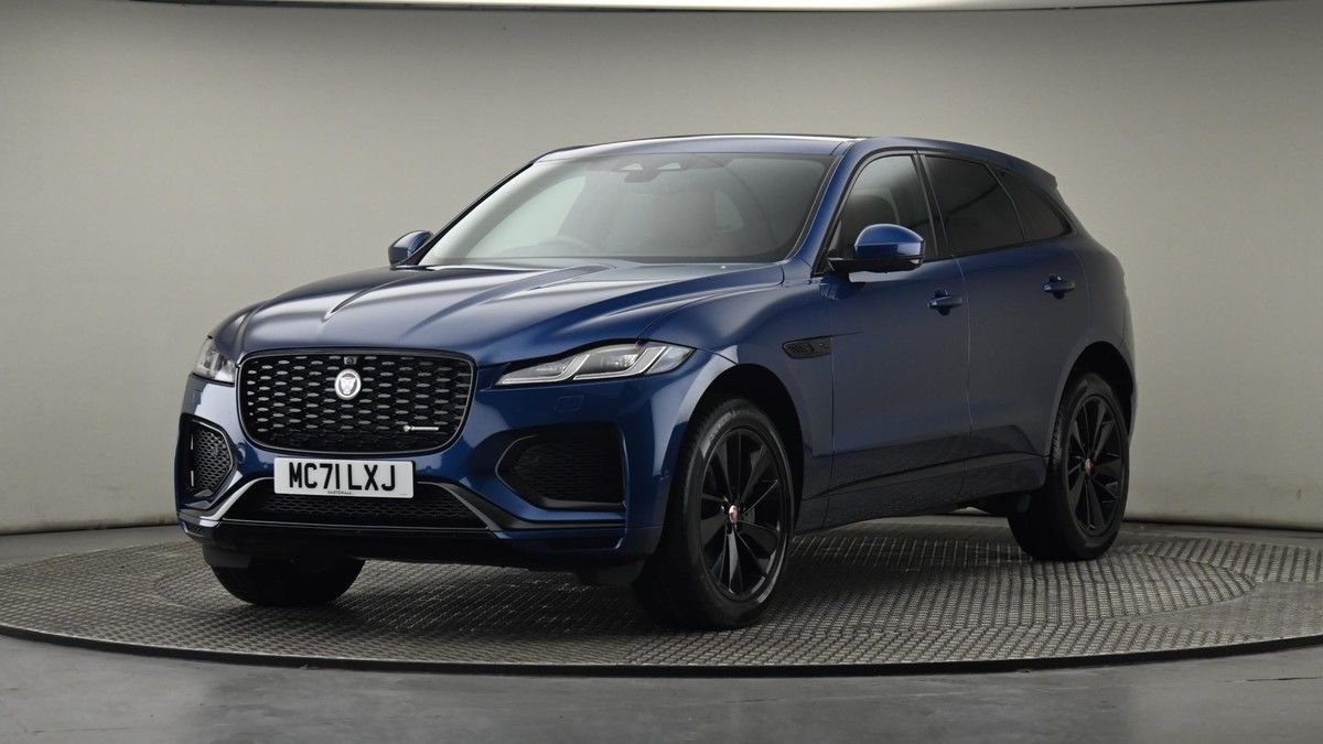 Jaguar F-PACE Image 22