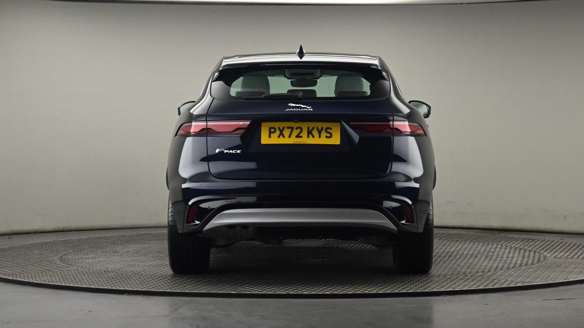 Jaguar F-PACE Image 25