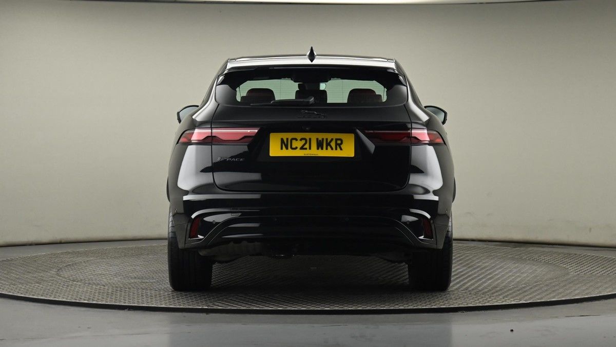 Jaguar F-PACE Image 25