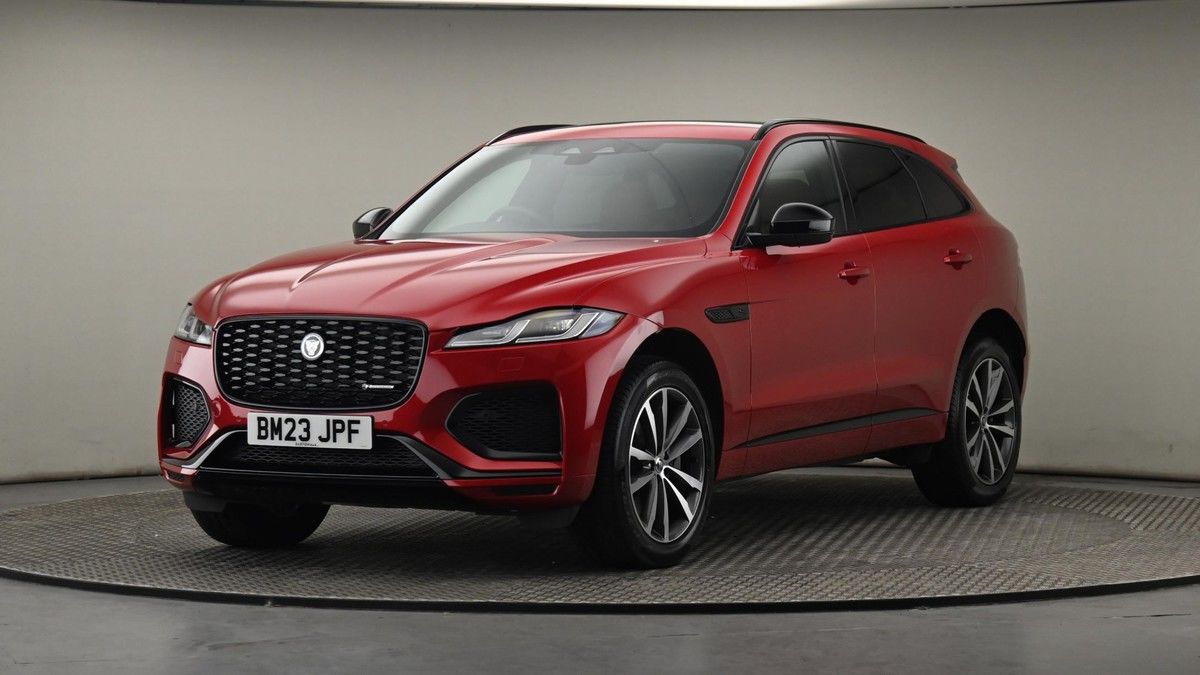 Jaguar F-PACE Image 22