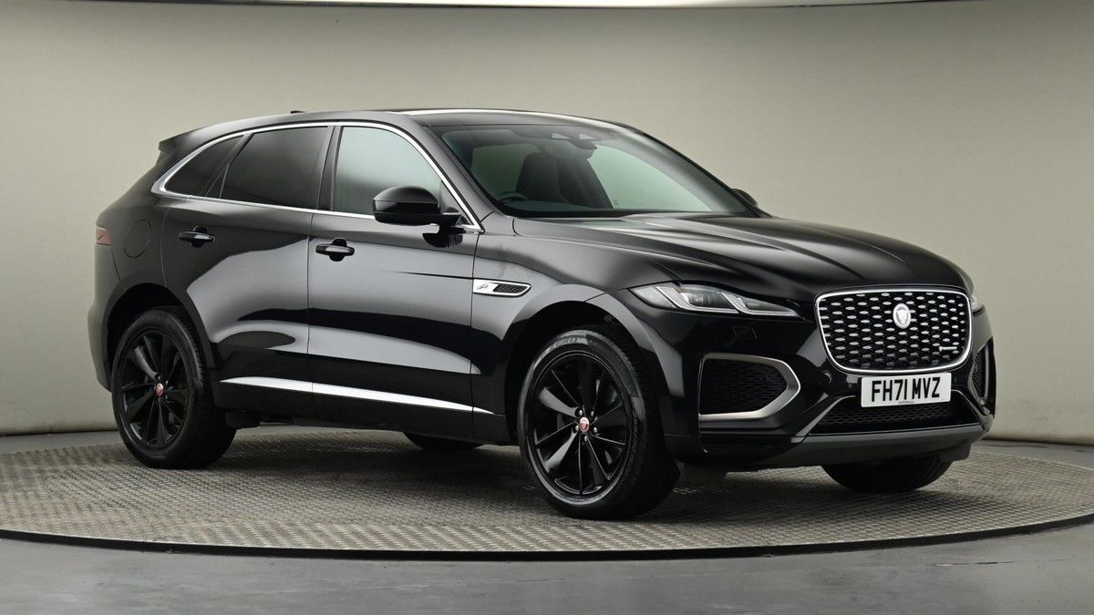 Jaguar F-PACE Image 20