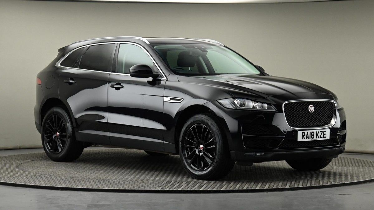 Jaguar F-PACE Image 20