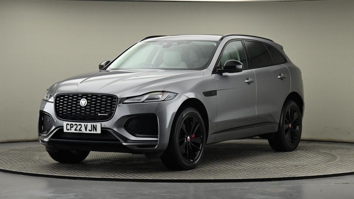 Jaguar F-PACE Image 22