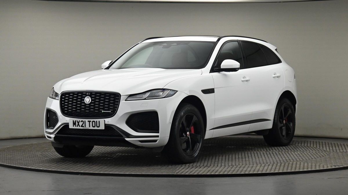 Jaguar F-PACE Image 22