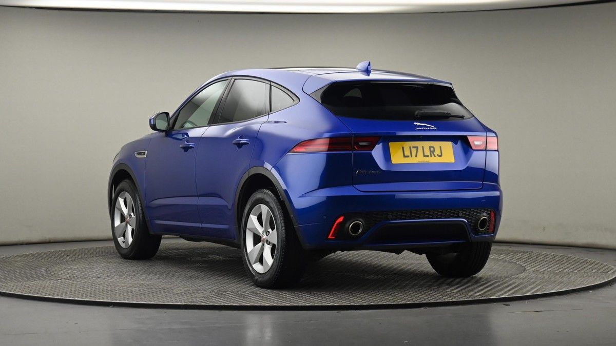 Jaguar E-PACE Image 24