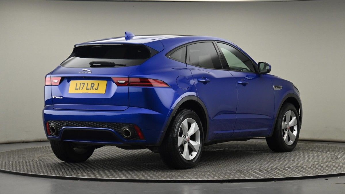 Jaguar E-PACE Image 26