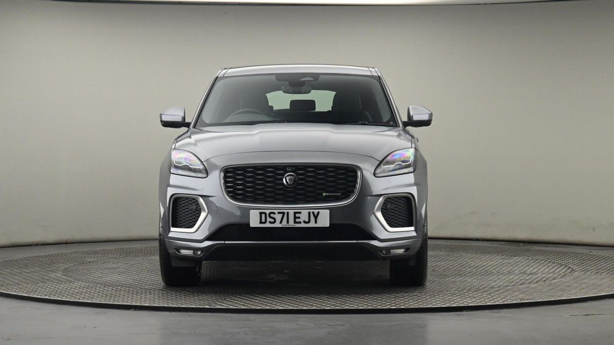 Jaguar E-PACE Image 21