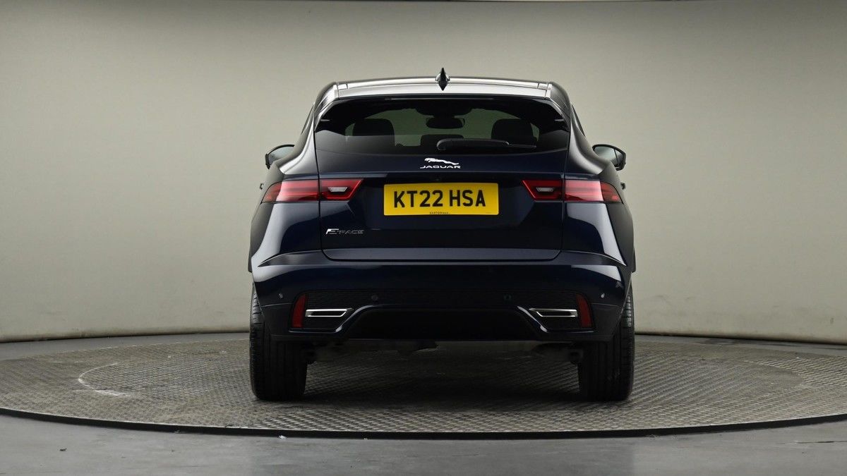 Jaguar E-PACE Image 25