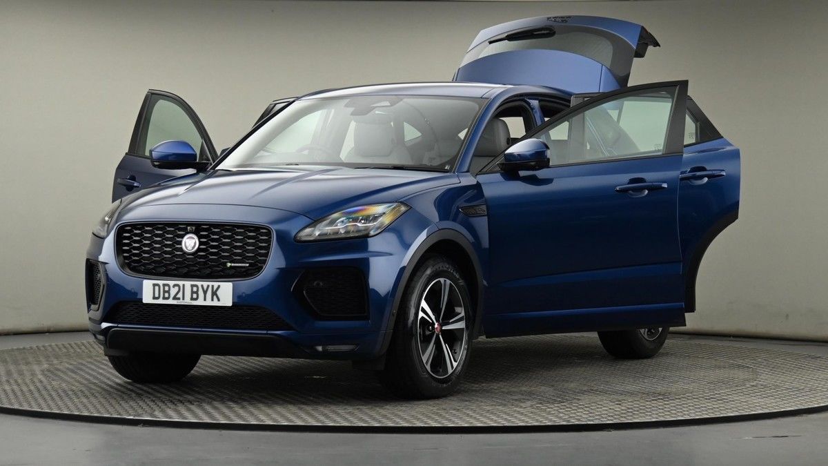 Jaguar E-PACE Image 27