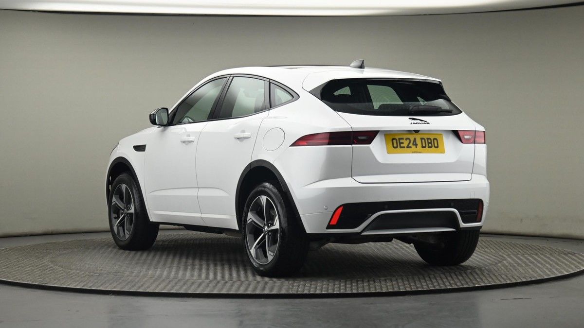 Jaguar E-PACE Image 24