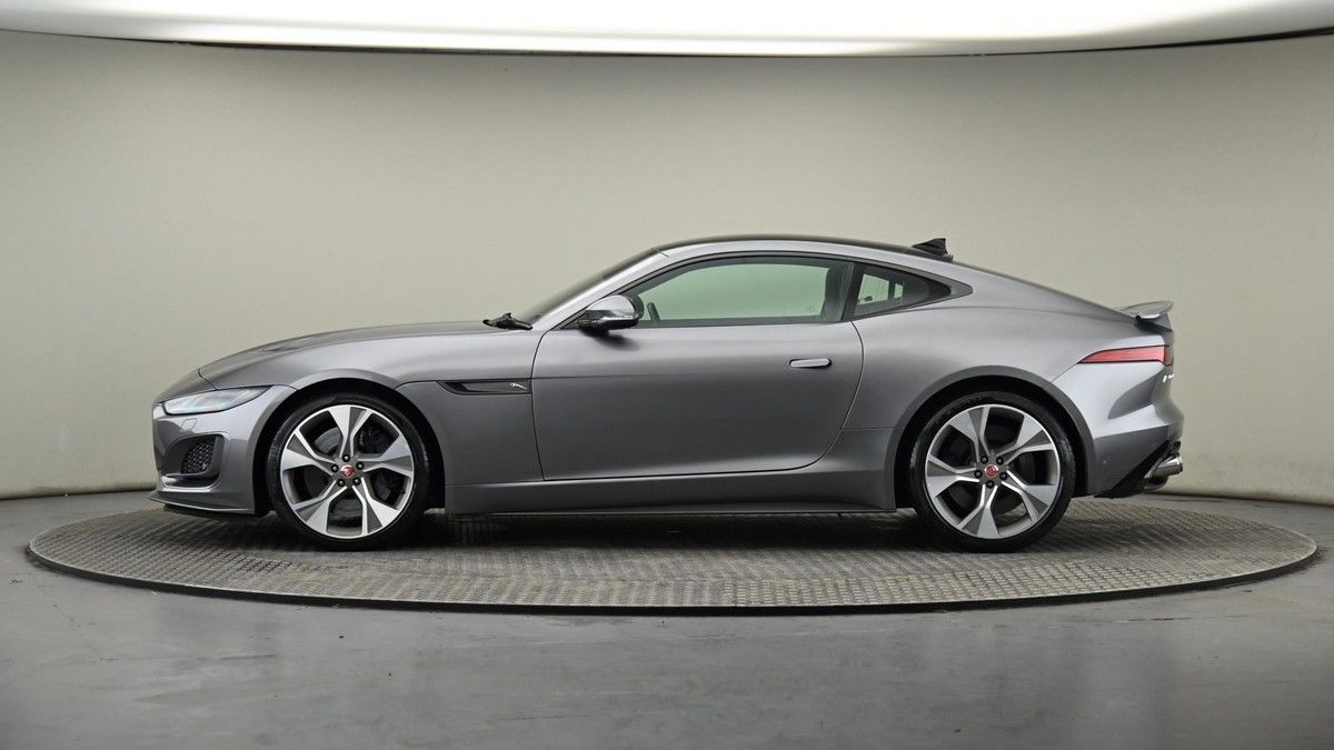 Jaguar F-Type Image 21