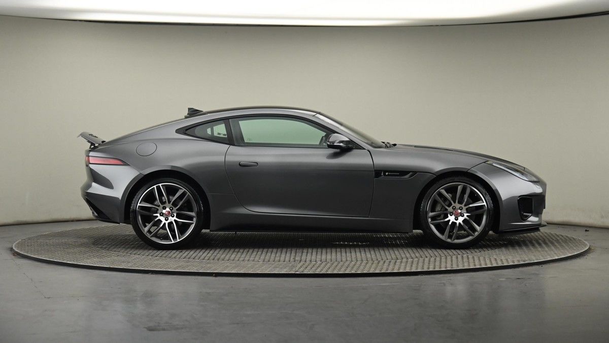 Jaguar F-Type Image 26