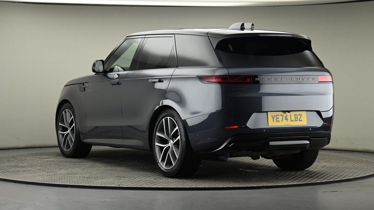 Land Rover Range Rover Sport Image 24