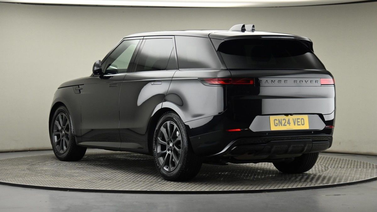 Land Rover Range Rover Sport Image 24