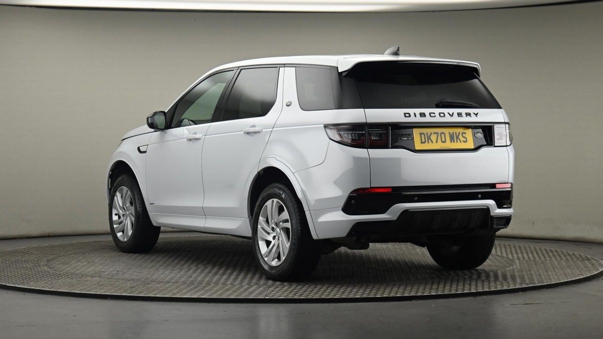 Land Rover Discovery Sport Image 24