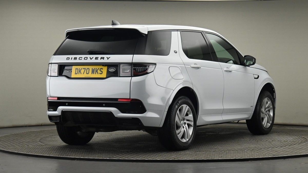 Land Rover Discovery Sport Image 26