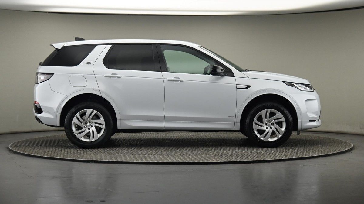 Land Rover Discovery Sport Image 27