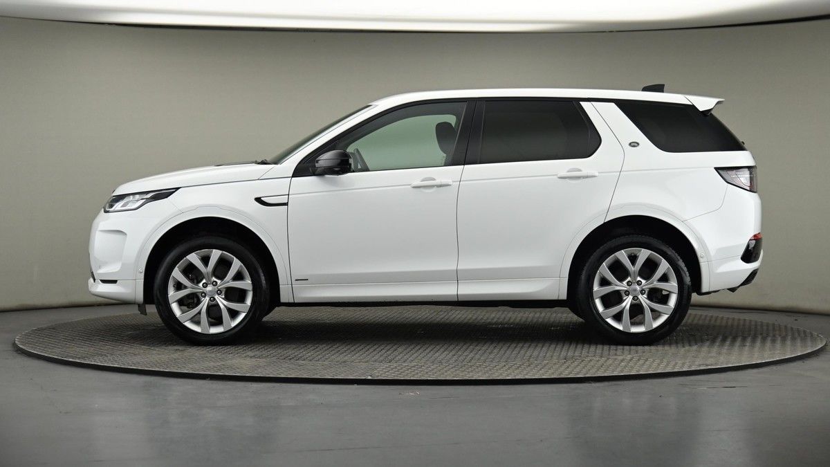 Land Rover Discovery Sport Image 22