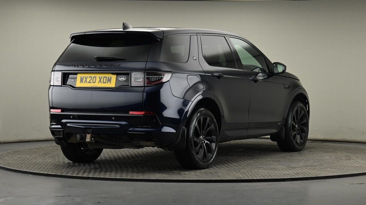 Land Rover Discovery Sport Image 26