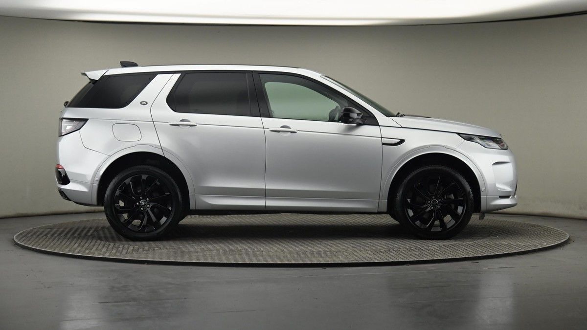 Land Rover Discovery Sport Image 27