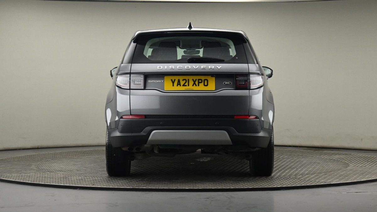 Land Rover Discovery Sport Image 25