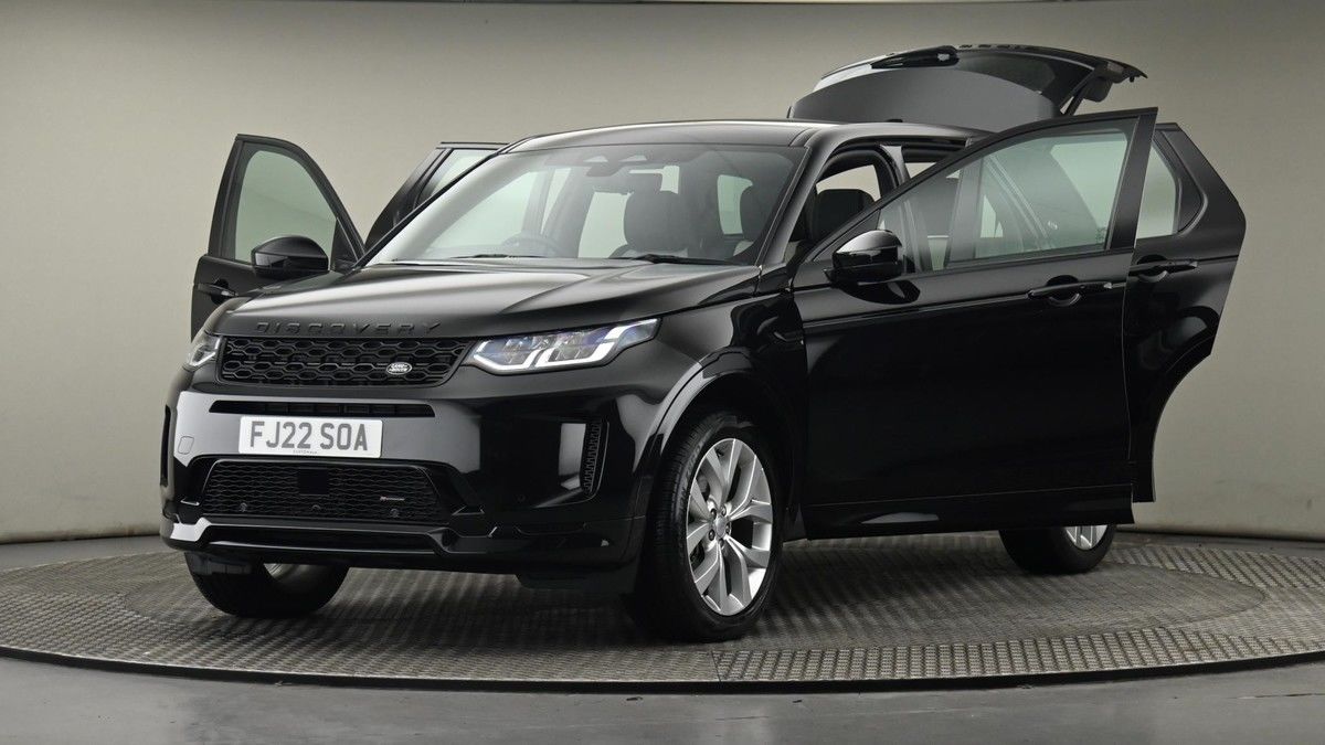 Land Rover Discovery Sport Image 28