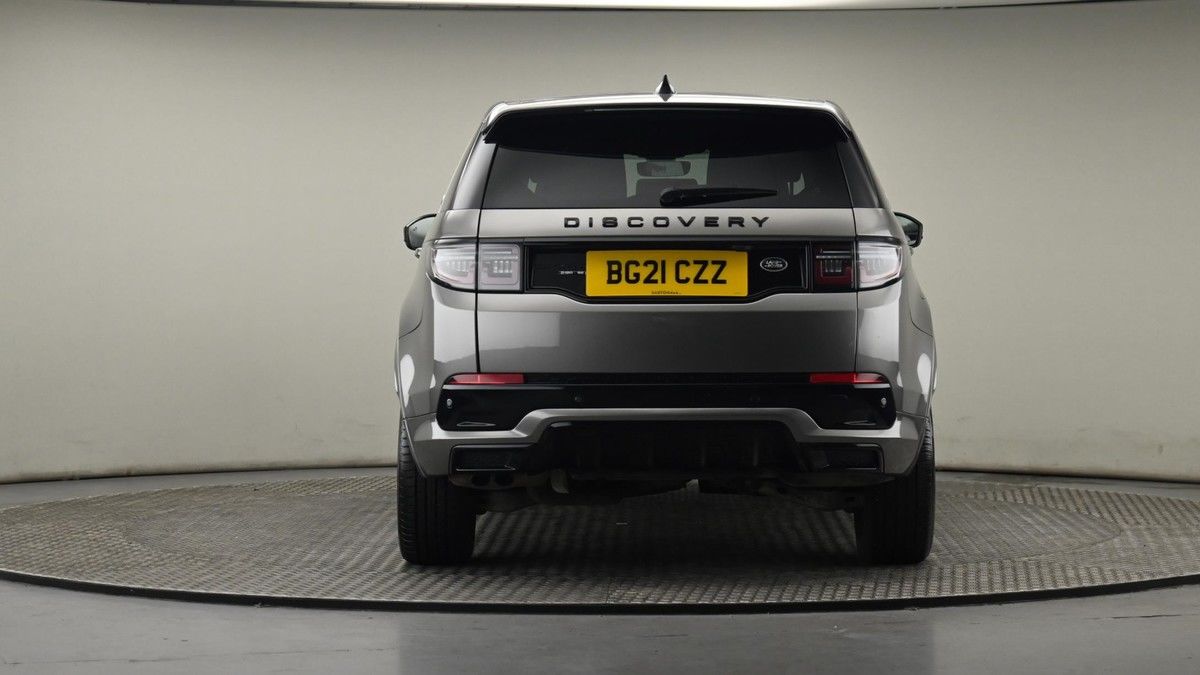 Land Rover Discovery Sport Image 25