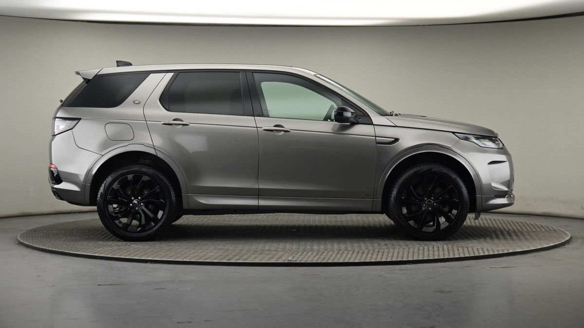 Land Rover Discovery Sport Image 27