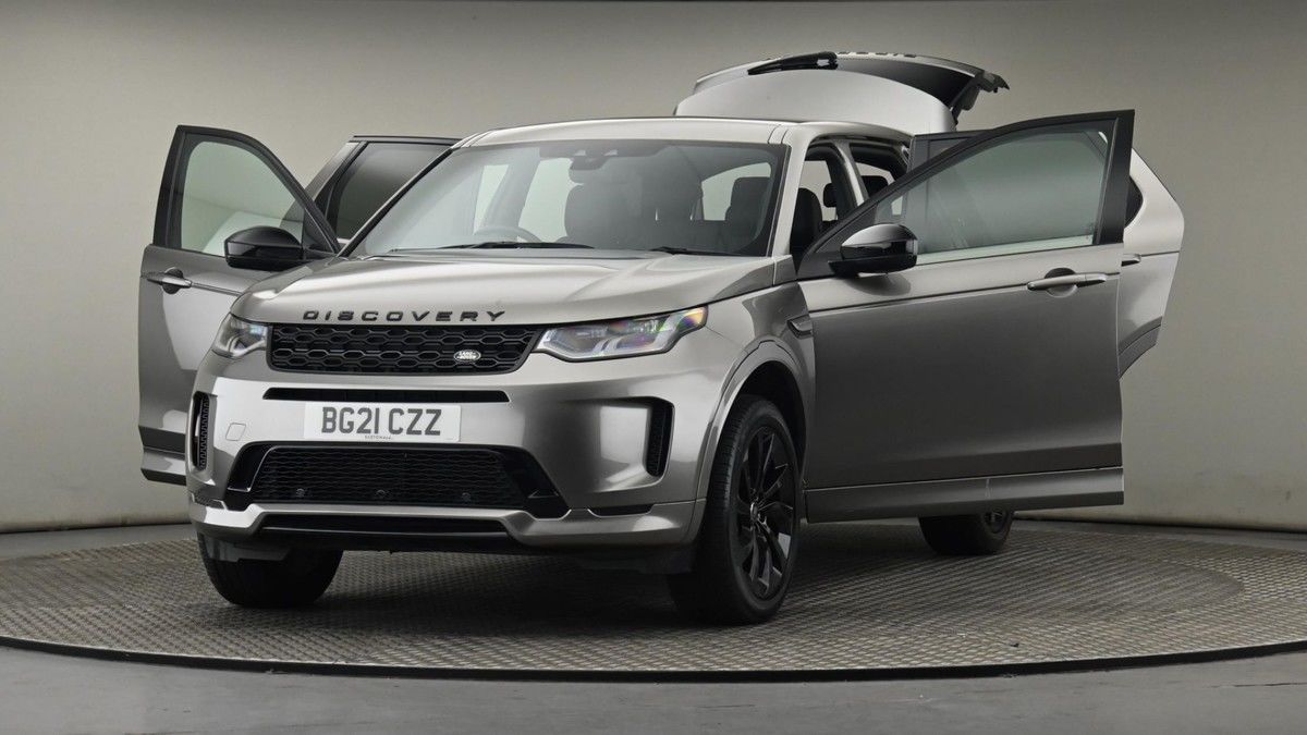 Land Rover Discovery Sport Image 28