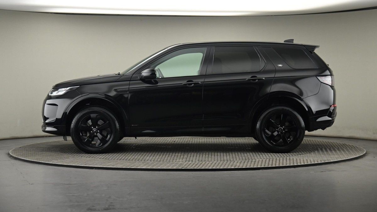 Land Rover Discovery Sport Image 23