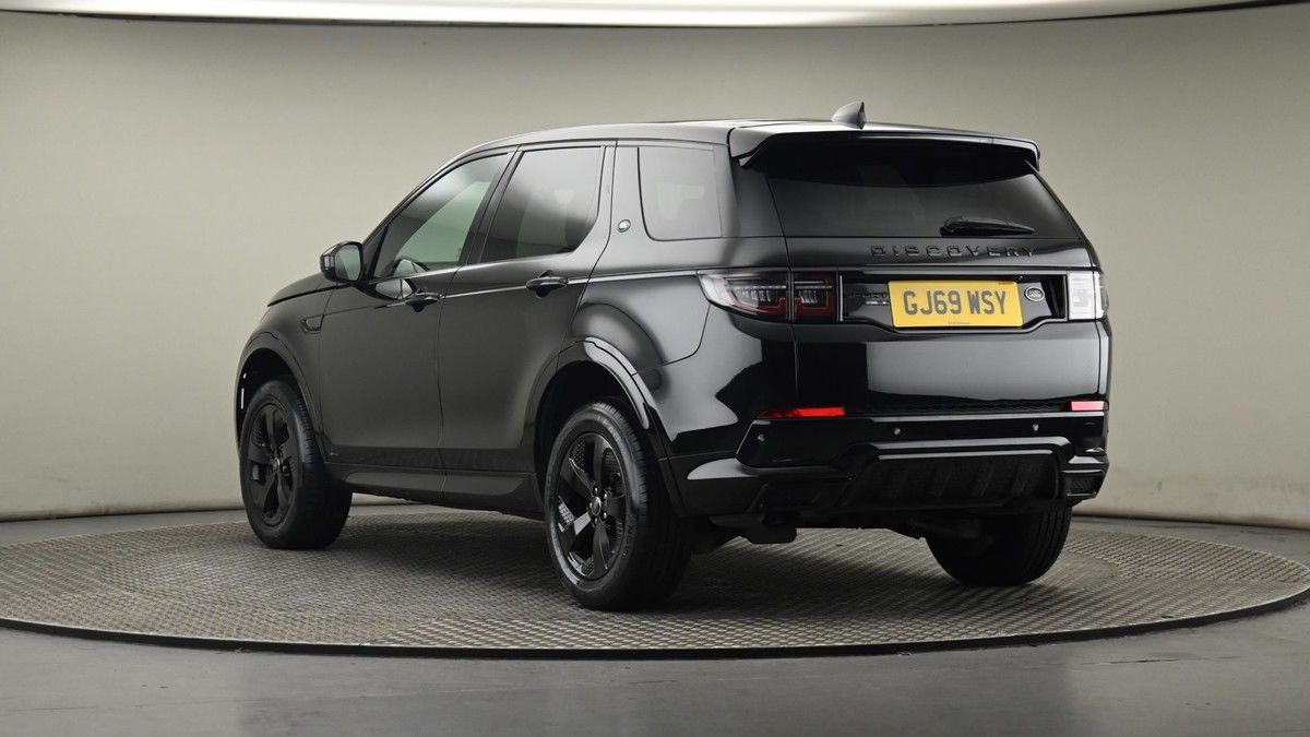 Land Rover Discovery Sport Image 24