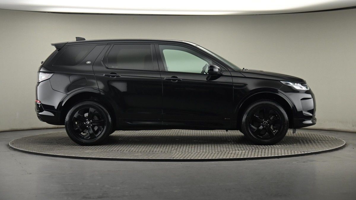 Land Rover Discovery Sport Image 27