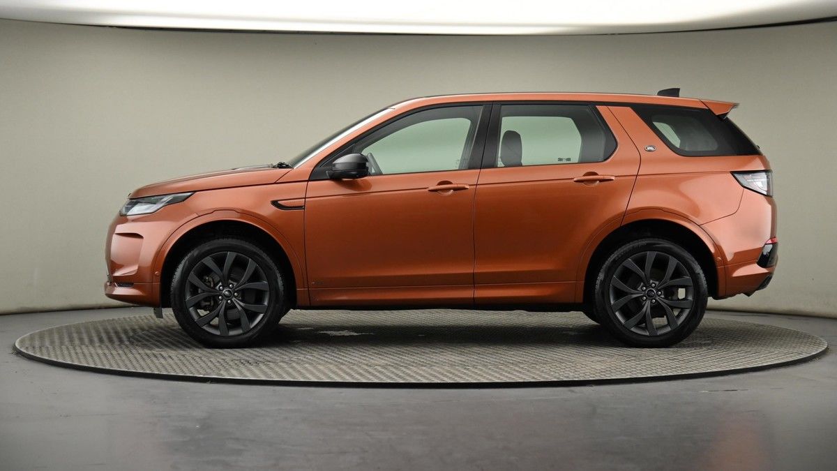 Land Rover Discovery Sport Image 23