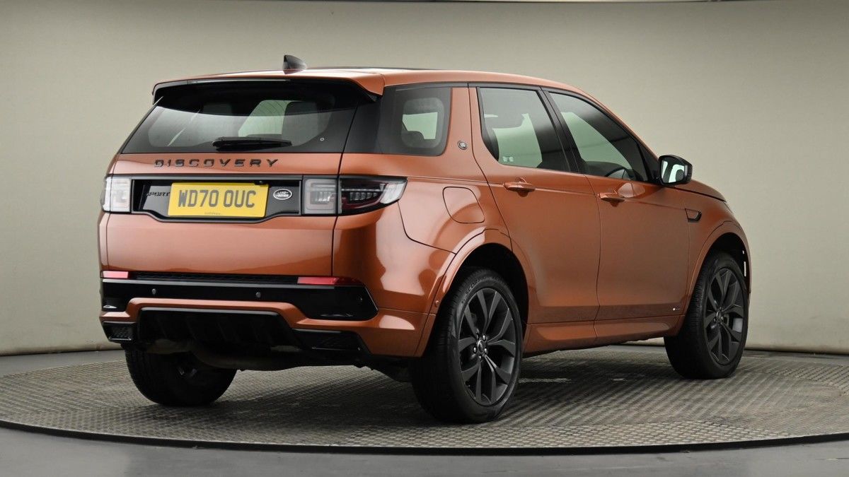 Land Rover Discovery Sport Image 26