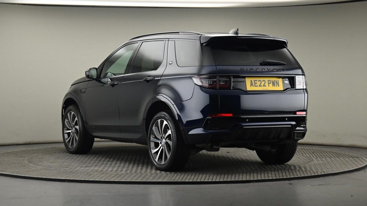 Land Rover Discovery Sport Image 24