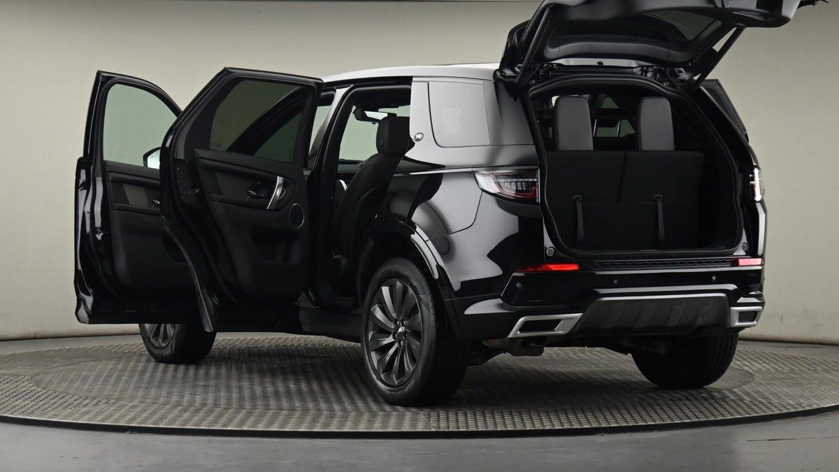 More views of Land Rover Discovery Sport