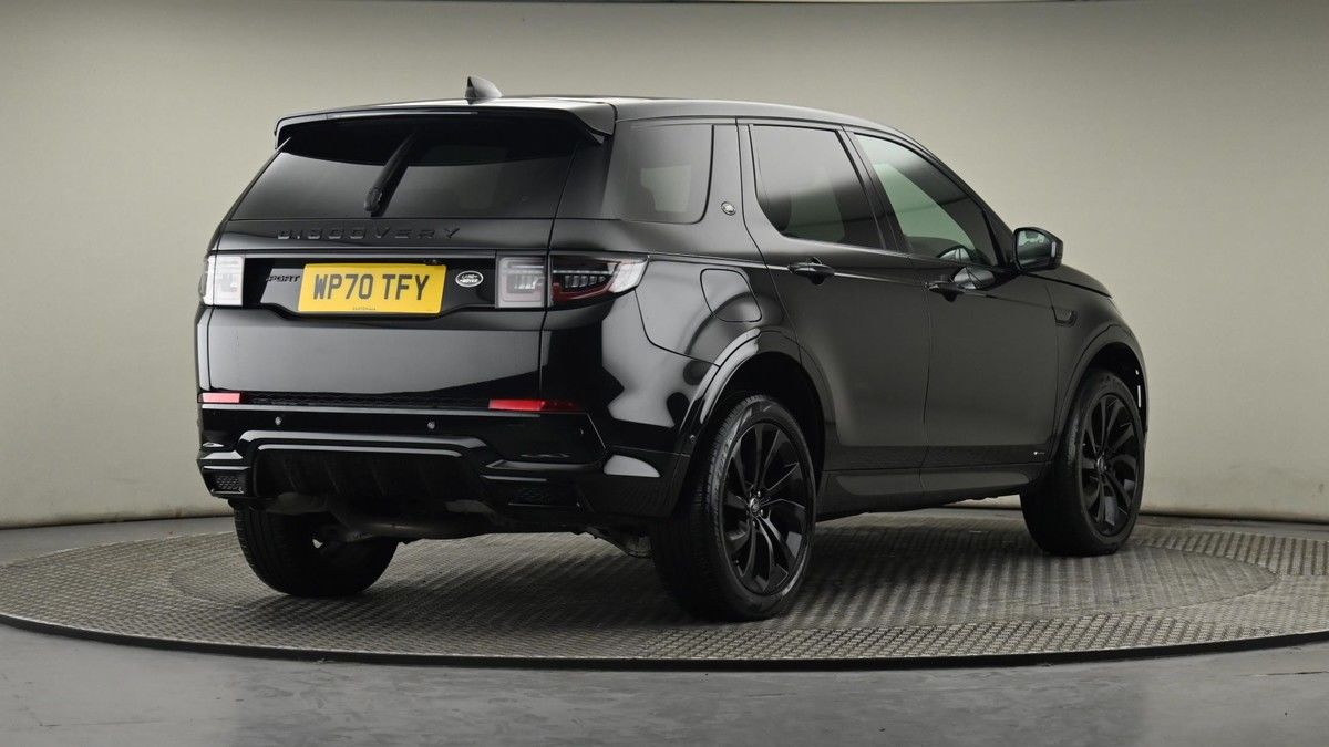 Land Rover Discovery Sport Image 26