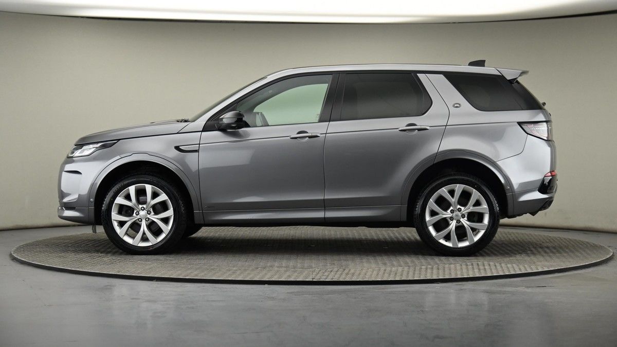 Land Rover Discovery Sport Image 23