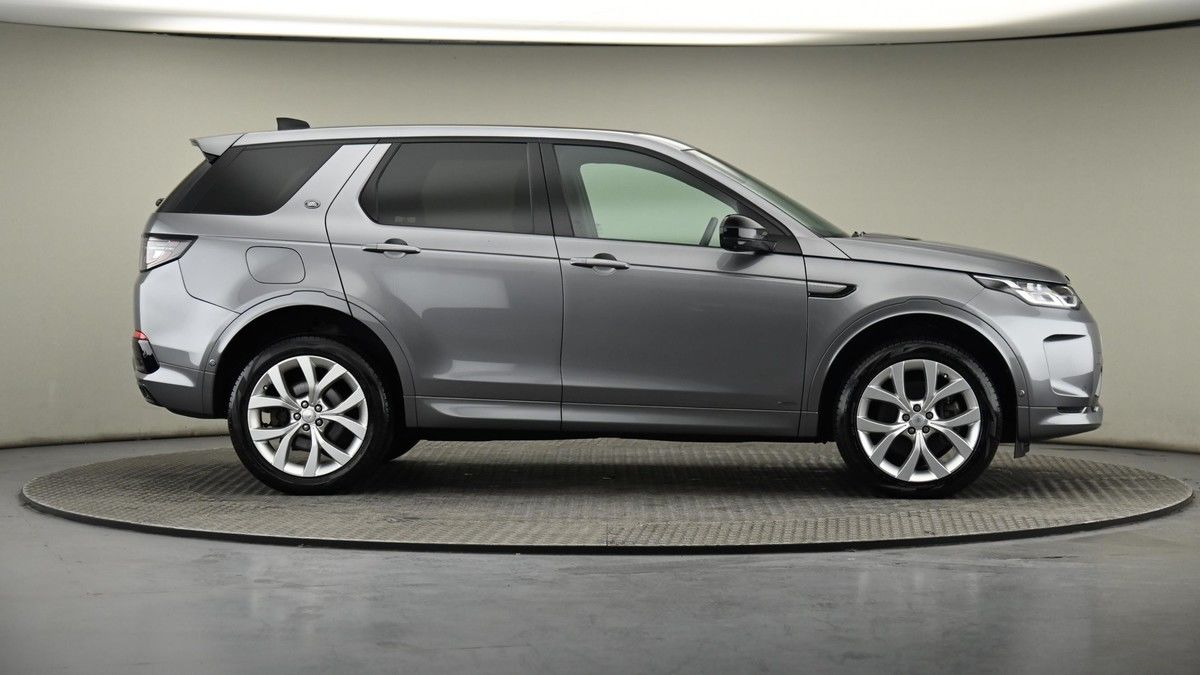 Land Rover Discovery Sport Image 27