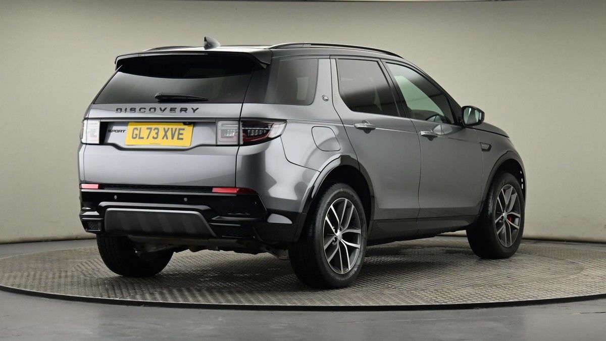 Land Rover Discovery Sport Image 26