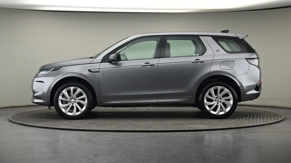 Land Rover Discovery Sport Image 23