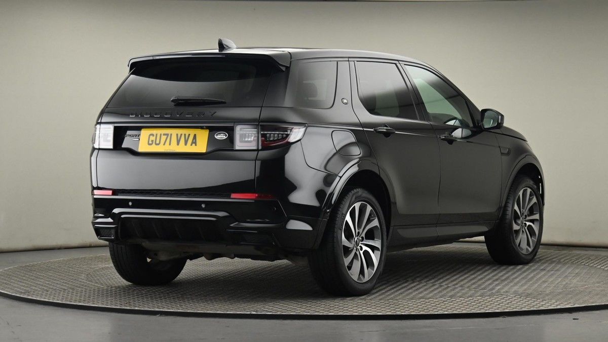 Land Rover Discovery Sport Image 26