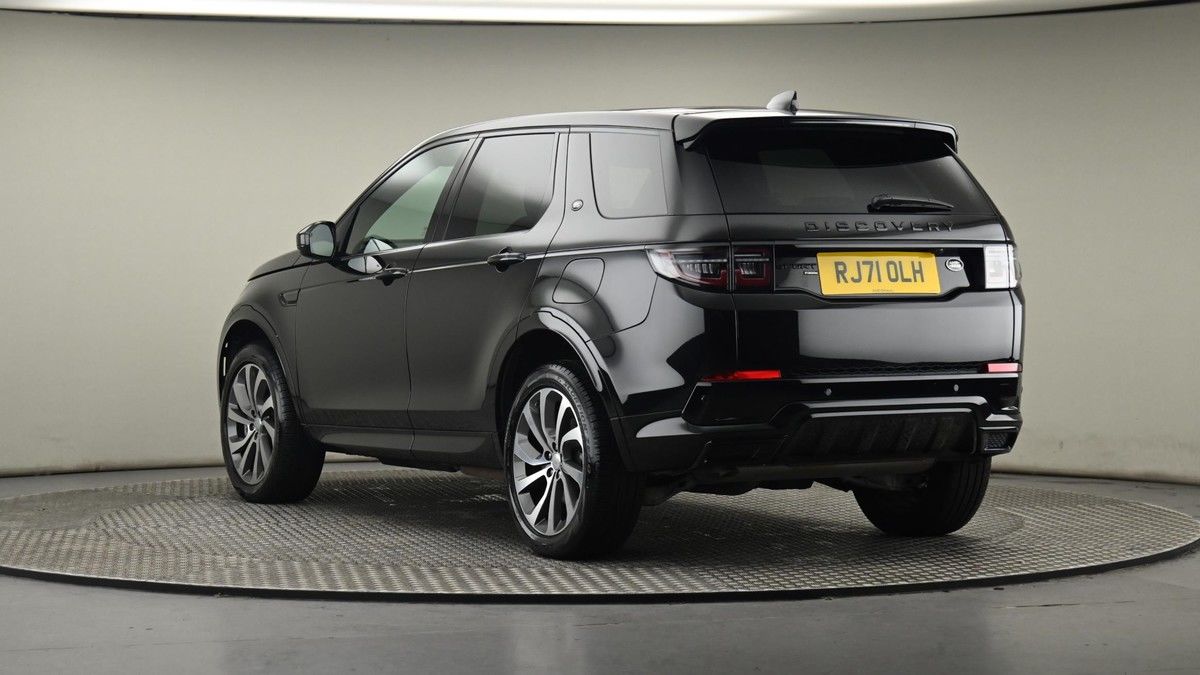 Land Rover Discovery Sport Image 24